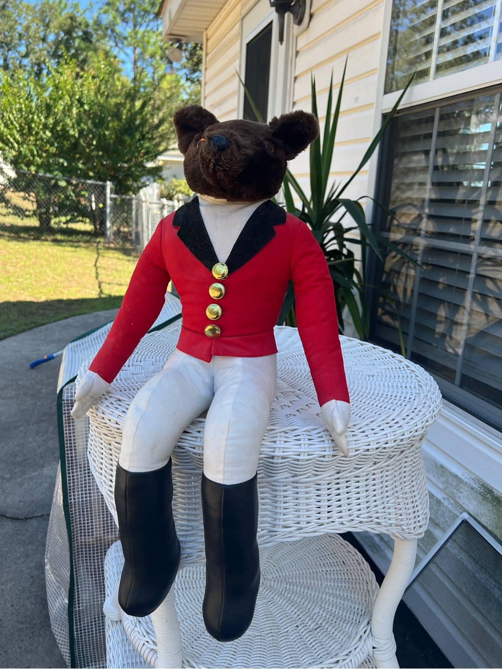 Vintage Hanford’s Equestrian Huntsman Sitting
Mr Fox